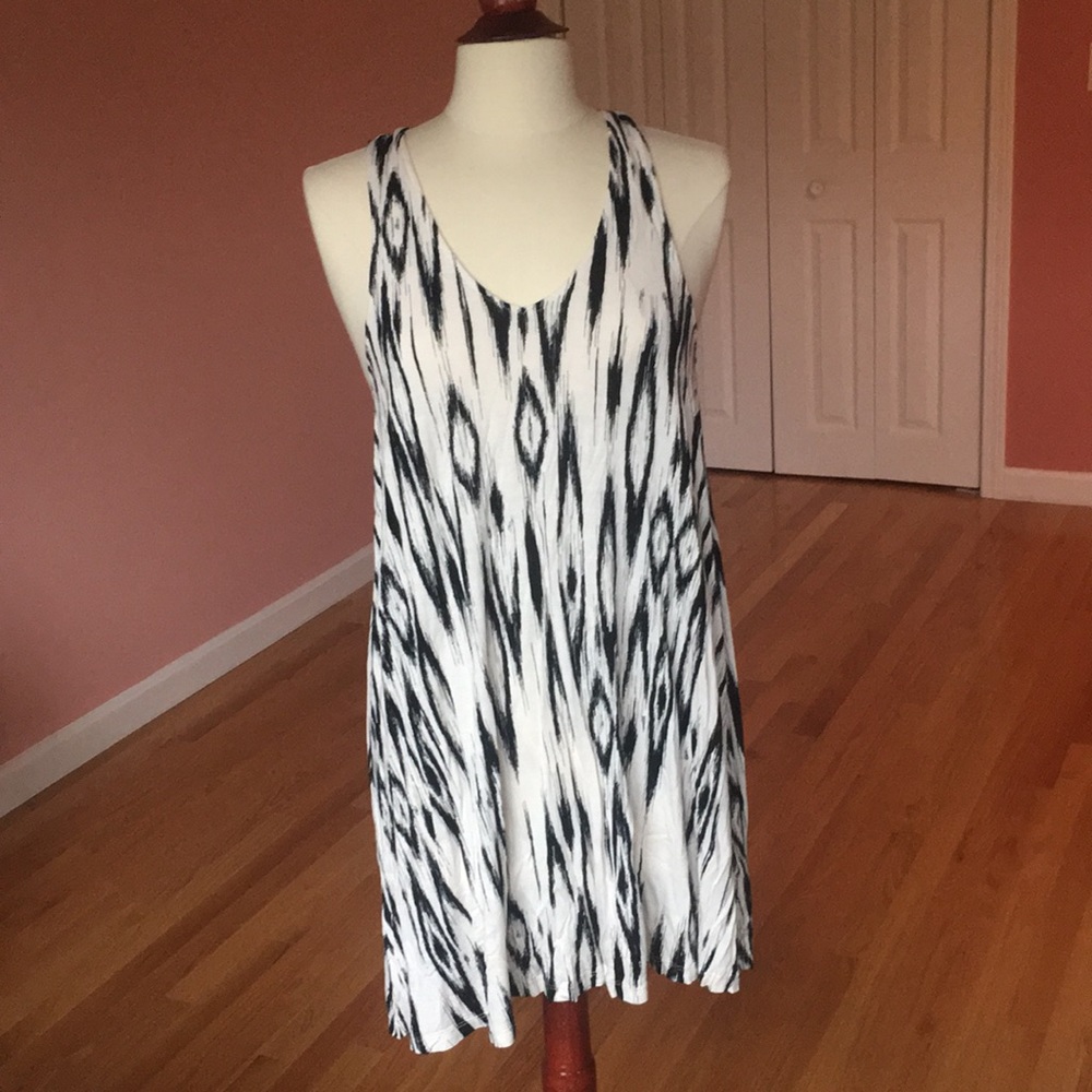Black and white swim coverup